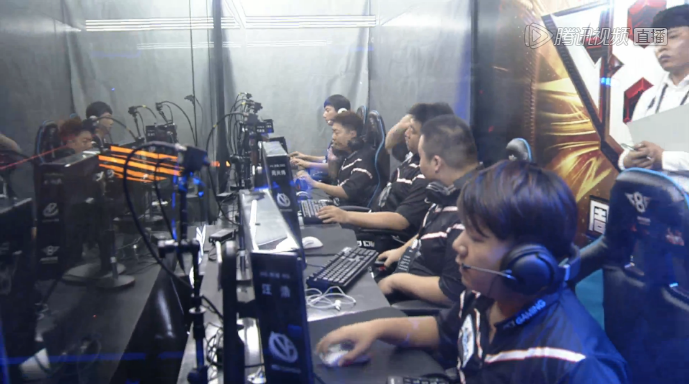 peacemaker 发布了他对 IEM Cologne 2025 的热门球队名单