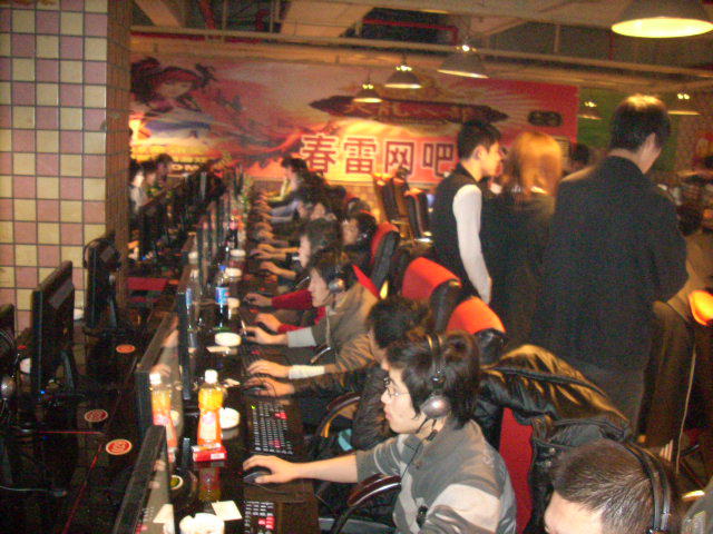 Fnatic 和 TyLoo 赢得了首场比赛，FaZe 在 2025 年 CS 亚洲锦标赛小组赛 B 组中不敌 FUT